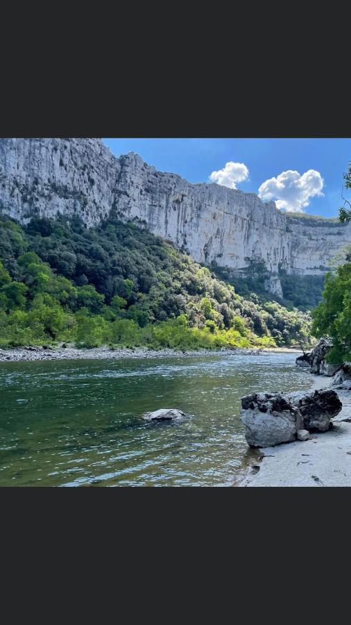 Le Mas Du Paradis Bleu Saint-Andre-de-Cruzieres Eksteriør billede